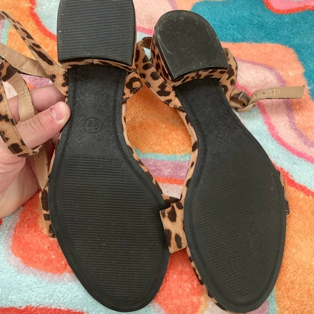 Cheetah Print Block Heels - Picture 3 of 4